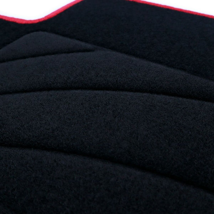 Covor de podea auto OCC Motorsport OCCTY0002RD Roșu