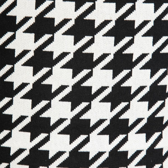 Puff Poliester 45 x 45 x 45 cm 100 % bumbac Model imprimat pe un material, reprezentând un "v" întors