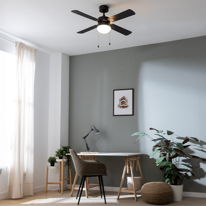 Ventilator de tavan cu lumină Cecotec EnergySilence Aero 450 FullBlack, 50 W, 3 trepte, 4 pale, negru