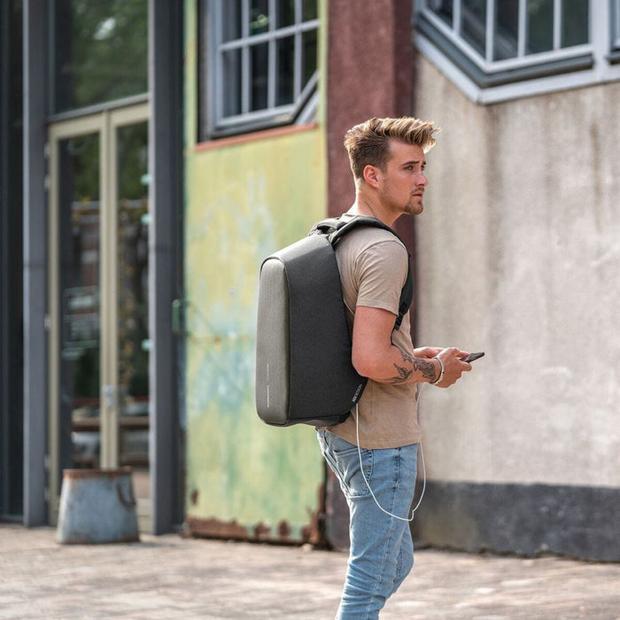 Rucsac Antifurt XD Design P705.291 Negru