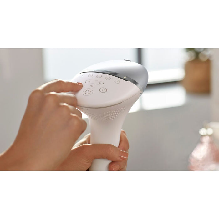 Epilator Electric cu Lumină Pulsată Philips Lumea Prestige BRI940/00