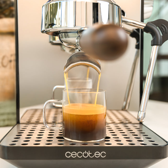 Espressor manual Cecotec Baristeo Intima, 1850 W, rezervor 1,7 l, pompă de 15 bar