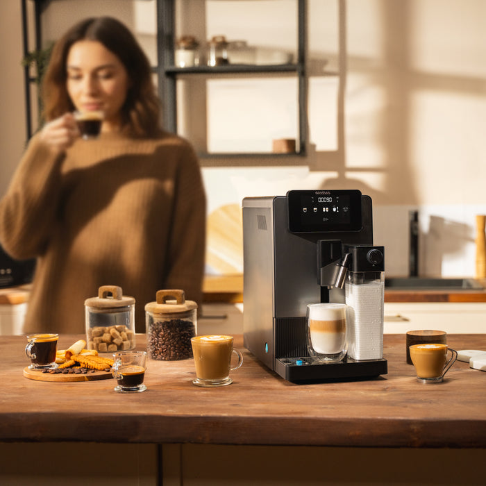 Espressor automat Cecotec Cremmaet Latte, 19 bar, rezervor apă 1,1 l, negru
