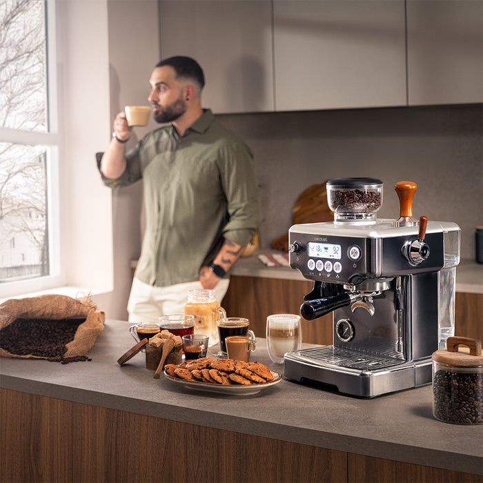 Espressor Cecotec Power Espresso 20 Barista Steel & Grind, 2200 W, 20 bari, rezervor 2,1 l, râșniță cu 30 de trepte