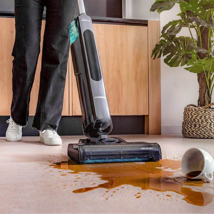 Mop electric Cecotec Freego S10 Nova, 650 ml/550 ml, autonomie de până la 35 min, 28 × 109 × 25 cm