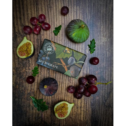 Săpun solid de corp The English Soap Company – Kew Fig & Grape, 240g