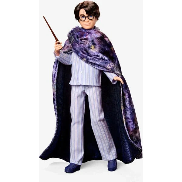 Păpușă Mattel Harry Potter Design Collection, Harry Potter, cu baghetă și pelerină