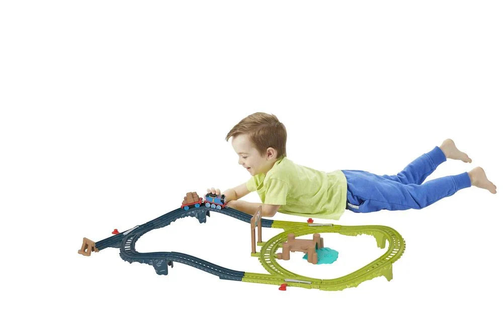 Set de tren Mattel Thomas & Friends Push Along, Thomas' Dockside Delivery, 17 piese, 3+ ani, șină de 251 cm