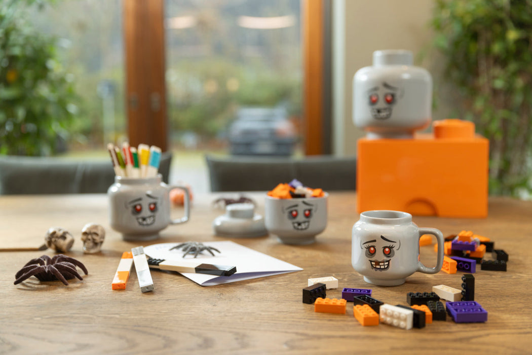 Cană LEGO, cap de minifigurină Zombie, ceramică, 530 ml