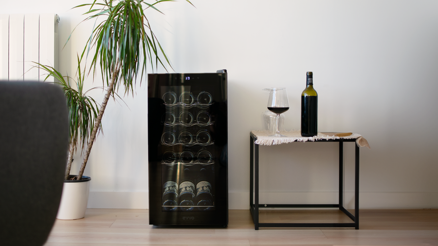 Vinotecă Cecotec EVVO VT15 Compressor, 15 sticle, 5–18 °C, 41 dB, 34,5 × 45 × 69 cm
