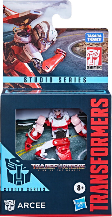 Figurină Hasbro Transformers Studio Series Core Class, Arcee, 9 cm, 8+ ani