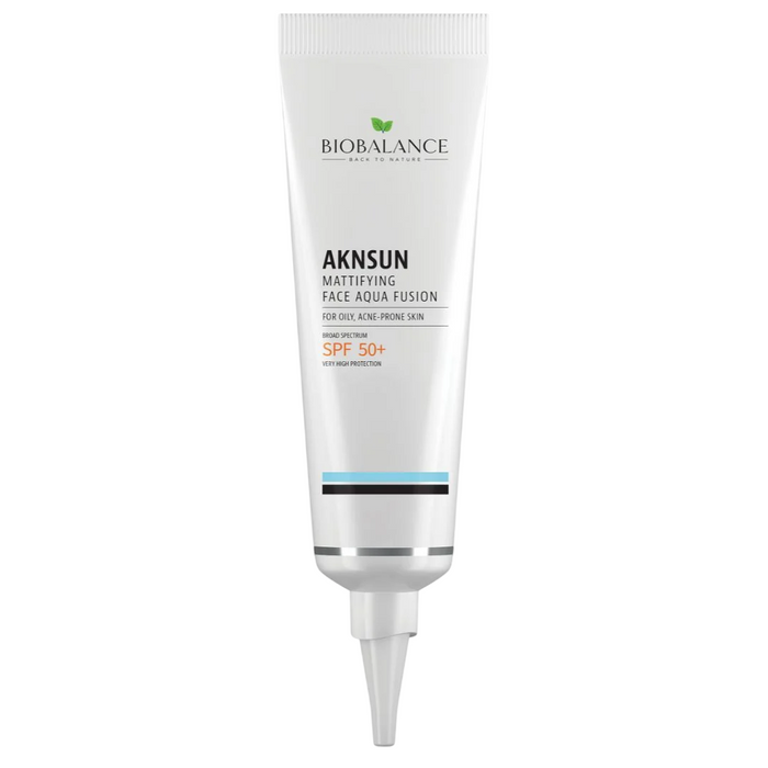Cremă de față cu protecție solară Bio Balance Aknsun Mattifying Face Aqua Fusion, matifiantă, pentru ten gras și predispus la acnee, SPF 50+, 40 ml