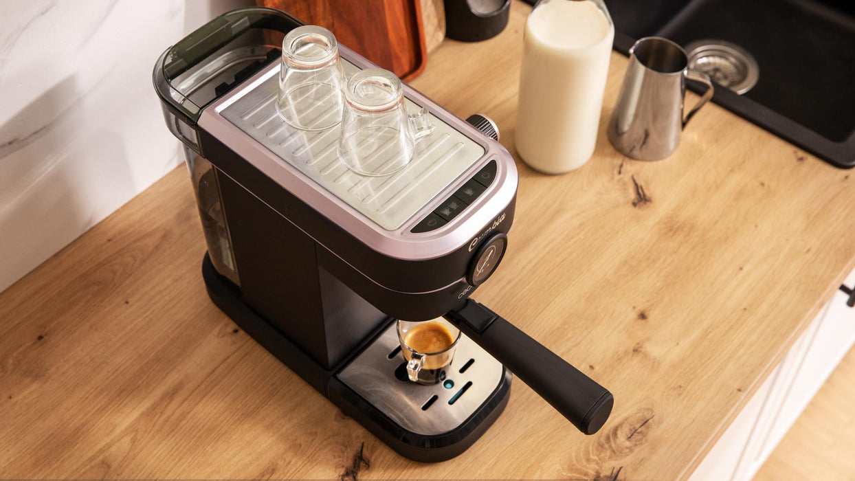 Espressor Cecotec Cafelizzia 890 Rose Pro, 1350 W, 20 bar, rezervor 1,1 l, negru/roz