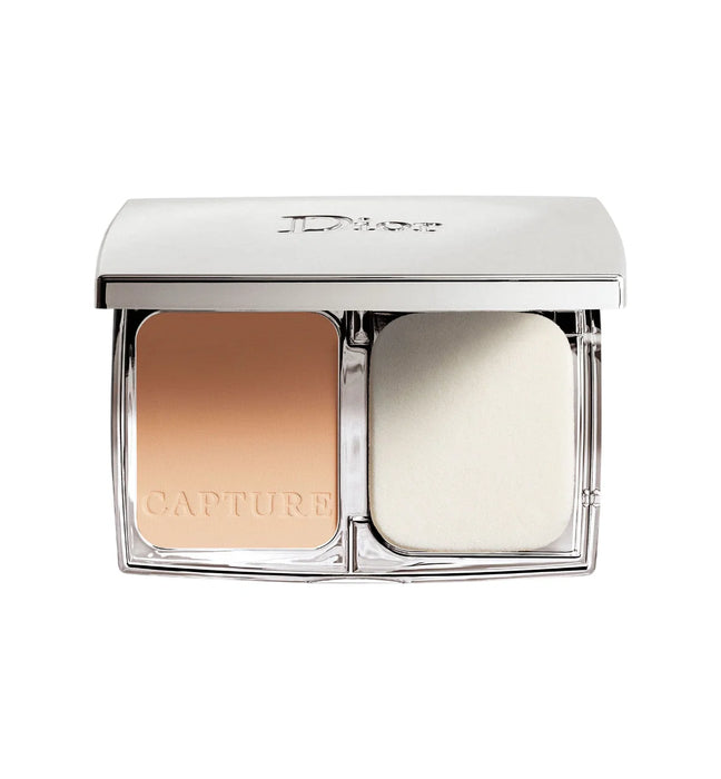 Fond de ten compact Christian Dior Capture Totale, de lungă durată, nuanța 10 Fildeș, 11 g