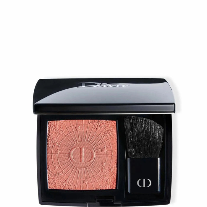 Fard de obraz compact Christian Dior Dior Rouge, nuanța 556 Coral cosmic, 4,5 g