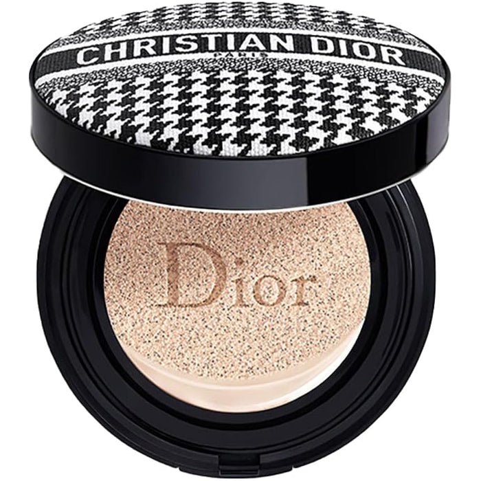 Fond de ten compact Christian Dior Forever Skin Cushion, de lungă durată, nuanța 1N, SPF 50, 14 g