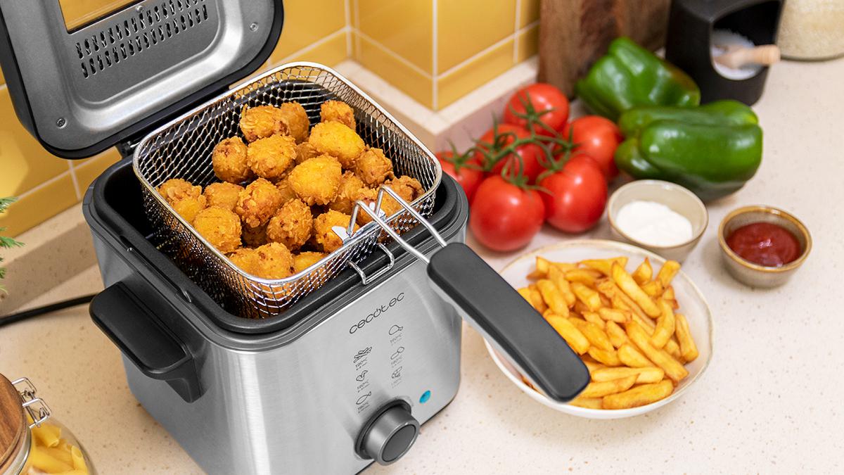 Friteuză Cecotec CleanFry Advance 1500, 1,5 l, 900 W, 25,5 × 22,5 × 22,7 cm, neagră