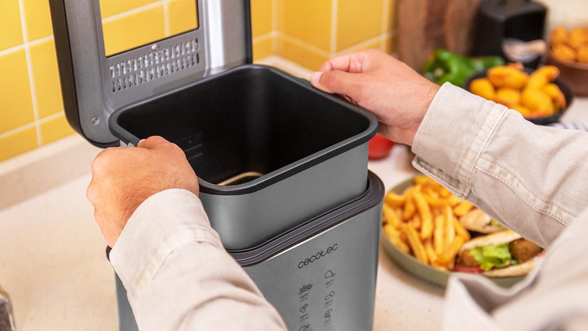 Friteuză Cecotec CleanFry Advance 1500, 1,5 l, 900 W, 25,5 × 22,5 × 22,7 cm, neagră