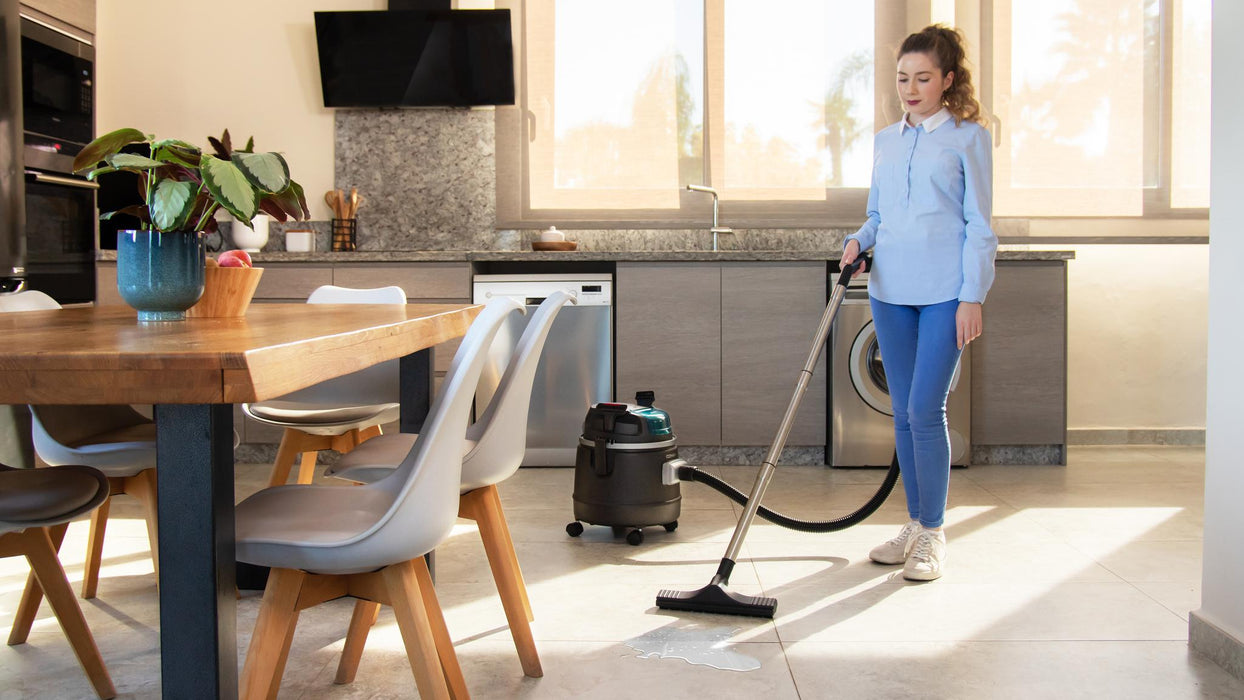 Aspirator umed-uscat Cecotec Conga Rockstar 2000 Wet&Dry Liberty, 200 W, rezervor 20 l, autonomie până la 45 min