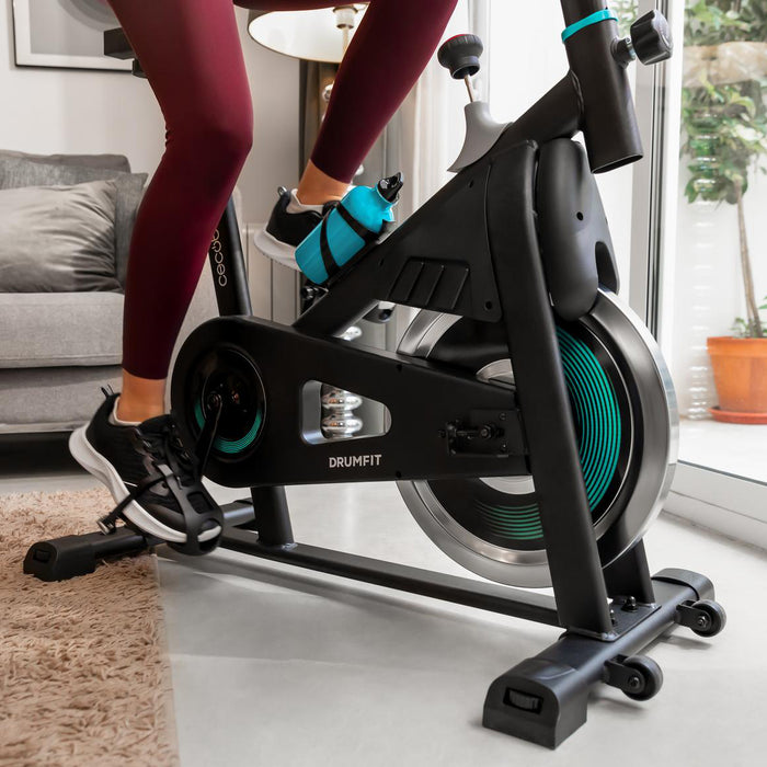 Bicicletă indoor Cecotec Drumfit Indoor 10000 Teseo, volantă 10 kg, rezistență variabilă, afișaj LCD
