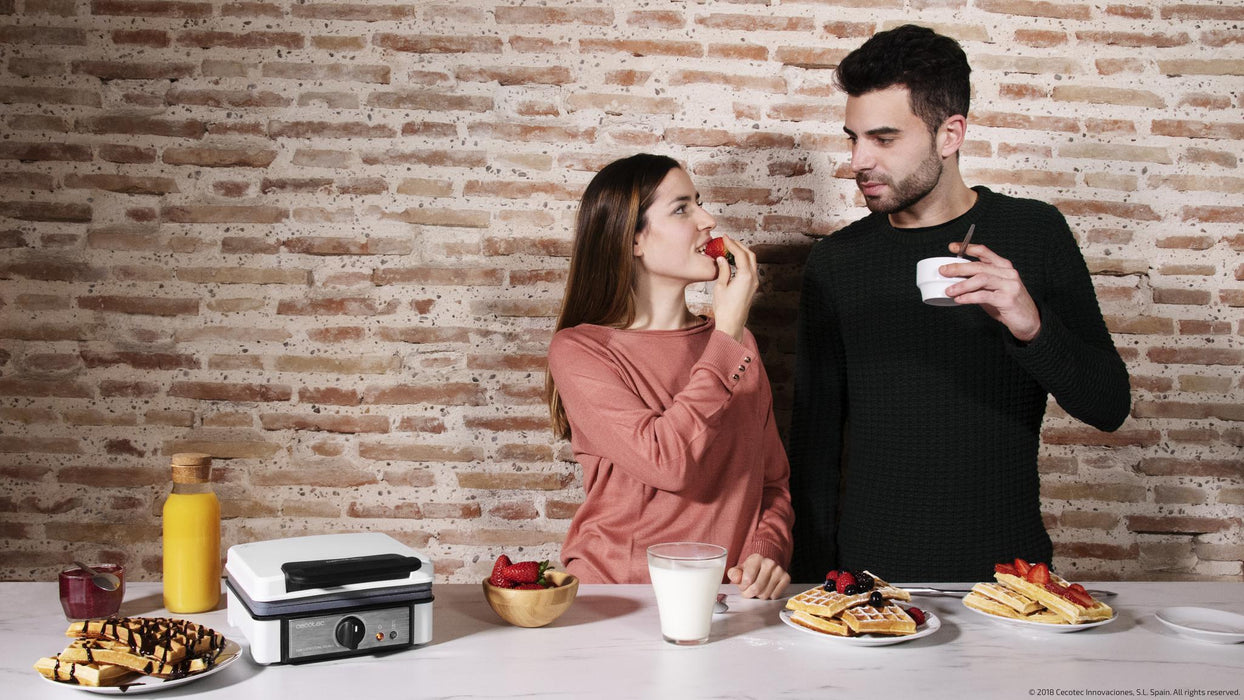 Aparat de făcut vafe Cecotec Fun Gofrestone Double, 1200 W, pentru 2 vafe, alb
