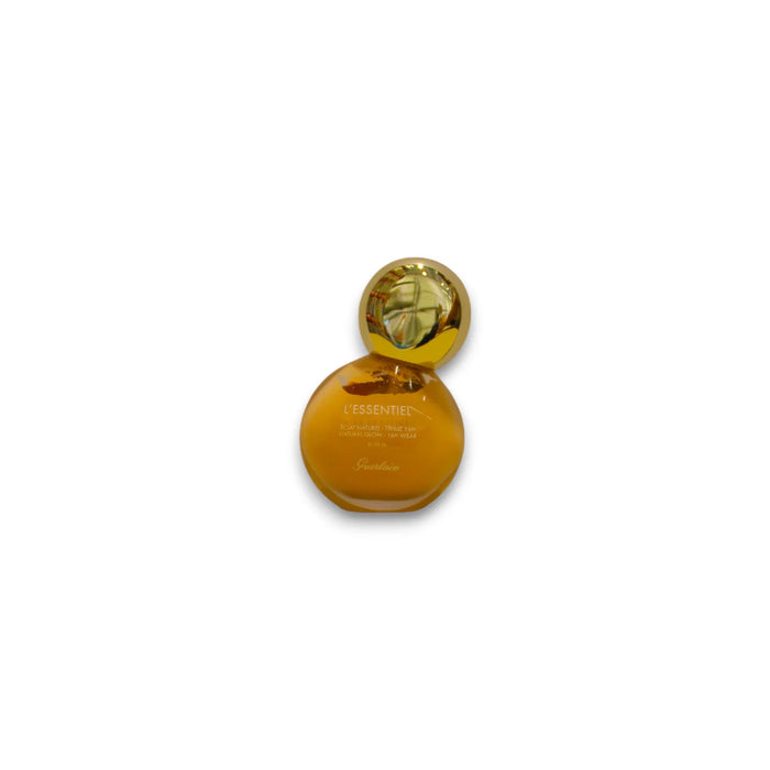 Fond de ten lichid Guerlain L'Essentiel Natural Glow, nuanța 045C Chihlimbar răcoros, SPF 20, 30 ml