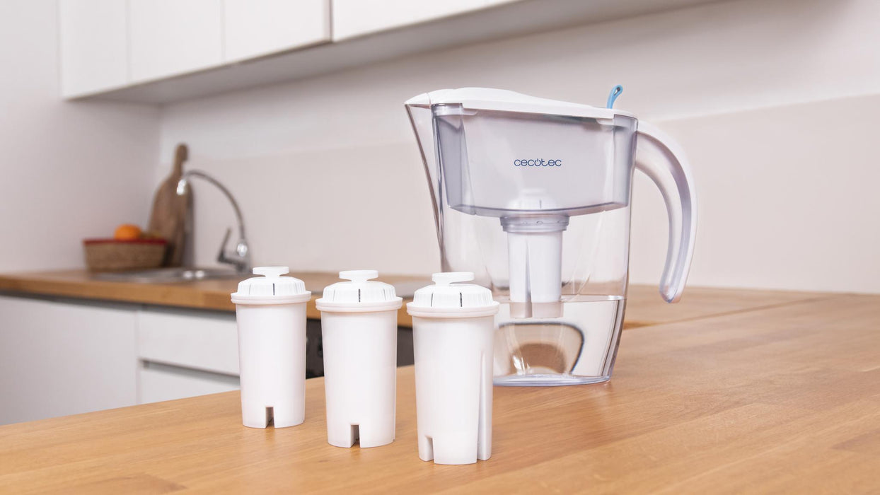 Cană filtrantă de apă Cecotec H2ONature 2400 Active, capacitate 2,4 l, filtru în 4 straturi, indicator pentru durata filtrului
