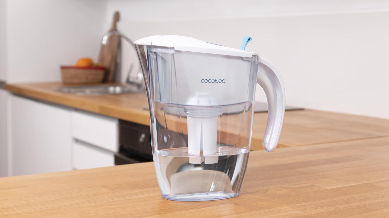 Cană filtrantă de apă Cecotec H2ONature 2400 Active, capacitate 2,4 l, filtru în 4 straturi, indicator pentru durata filtrului