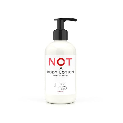 Loțiune pentru corp Juliette Has A Gun Not A Body Lotion, 250ml