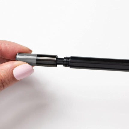 Aplicator de fard de pleoape Artdeco