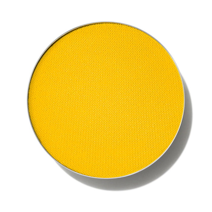 Fard de pleoape pudră MAC Pro, mat, nuanța Chrome Yellow, reumplere, 1,5 g