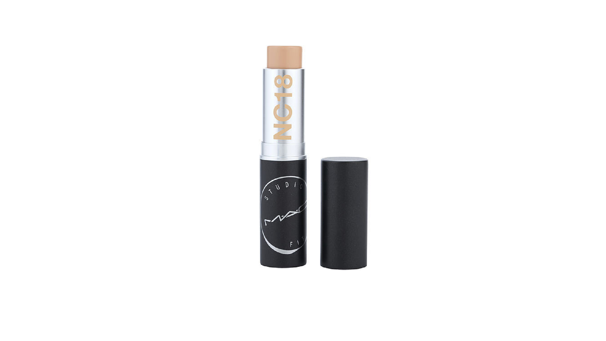 Fond de ten stick MAC Studio Fix, efect mat, nuanța NC18, 9 g