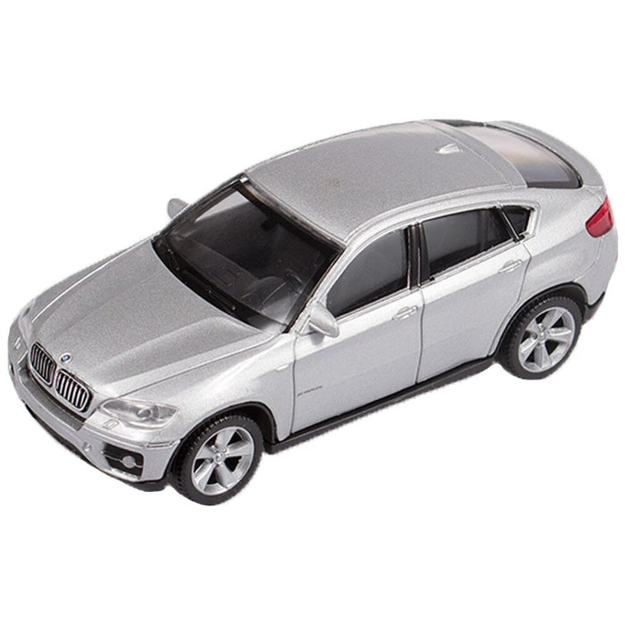 Mașinuță de jucărie Maisto Fresh Metal Toy Cars, model SUV argintiu