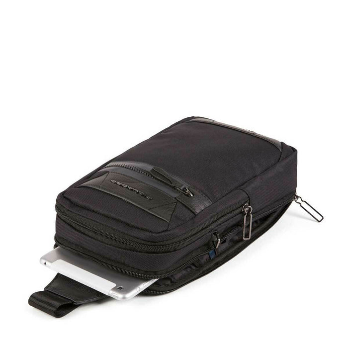 Geantă crossbody Piquadro Trakai, neagră