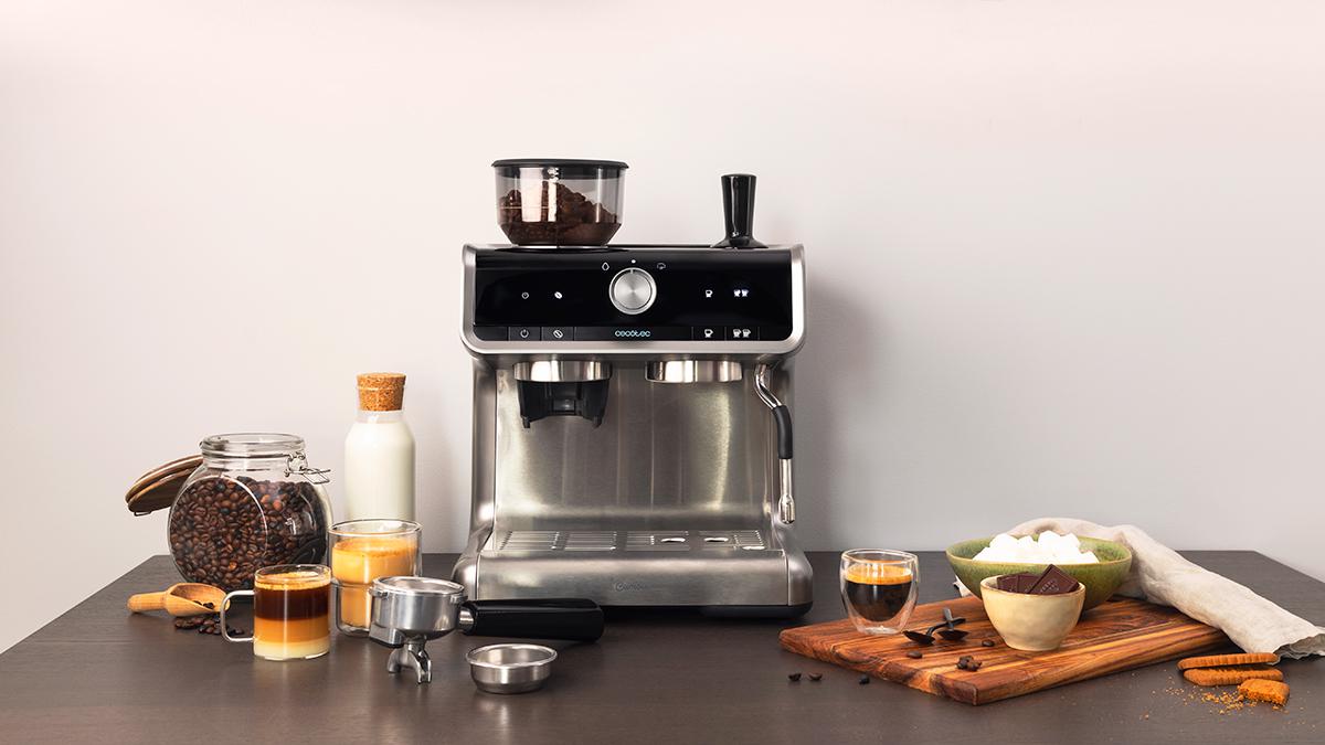 Espressoră Cecotec Cumbia Power Espresso 20 Barista Cream, 20 bar, rezervor 2,5 l, 15 trepte de măcinare, oțel