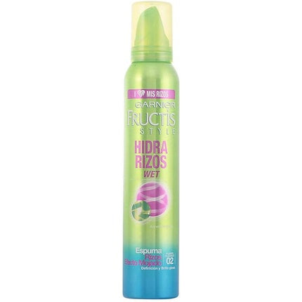 Spumă pentru bucle umede, Garnier Fructis Style, 200 ml