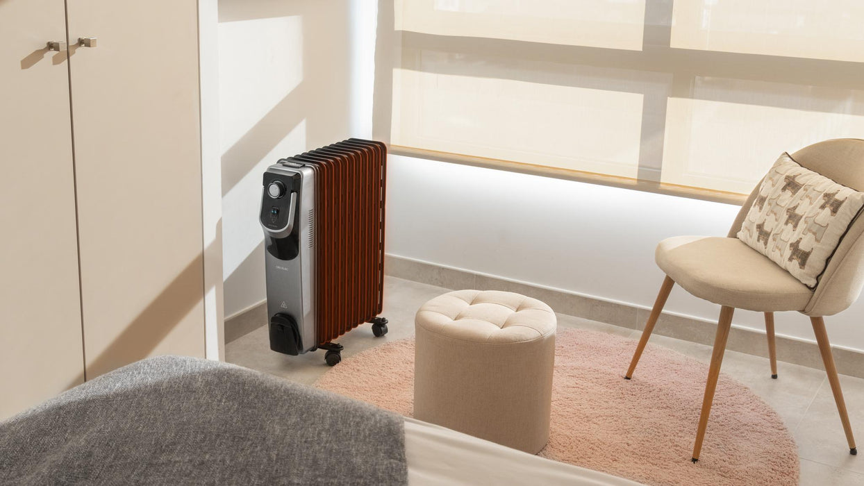 Radiator cu ulei Cecotec ReadyWarm 11000 Space 360 Black, 2500 W, 11 elementi, 28 m², negru