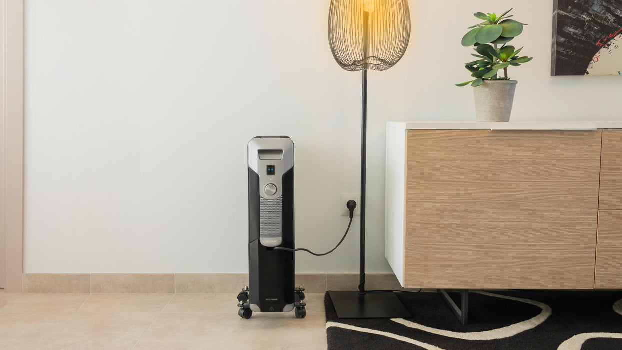 Radiator cu ulei Cecotec ReadyWarm 11000 Space Black, 2500 W, 11 elementi, pentru 25 m², negru