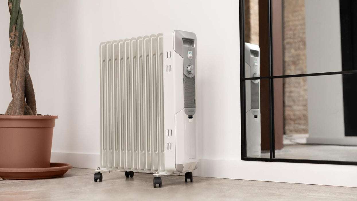 Radiator cu ulei Cecotec ReadyWarm 11000 Space, 2500 W, 11 elementi, 25 m², alb