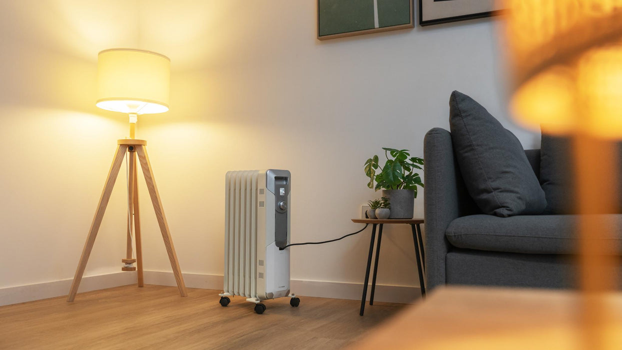 Radiator cu ulei Cecotec ReadyWarm 7000 Space, 1500 W, 7 elementi, suprafață 15 m²