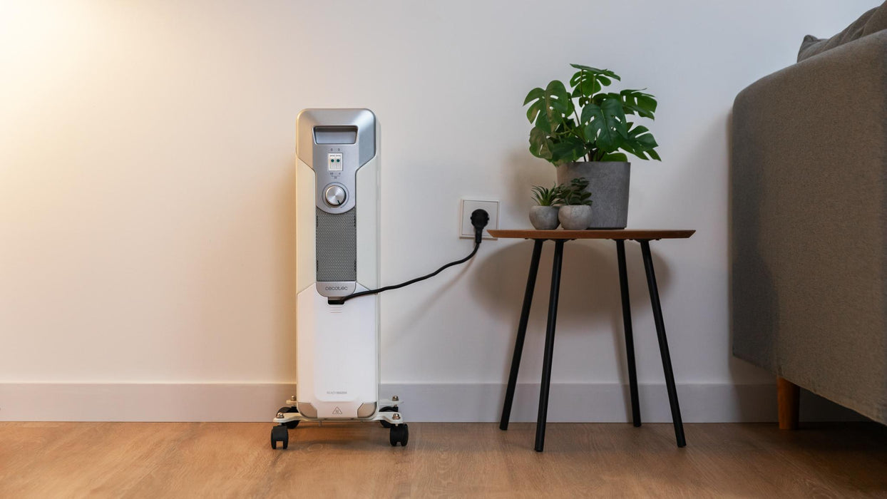 Radiator cu ulei Cecotec ReadyWarm 7000 Space, 1500 W, 7 elementi, suprafață 15 m²