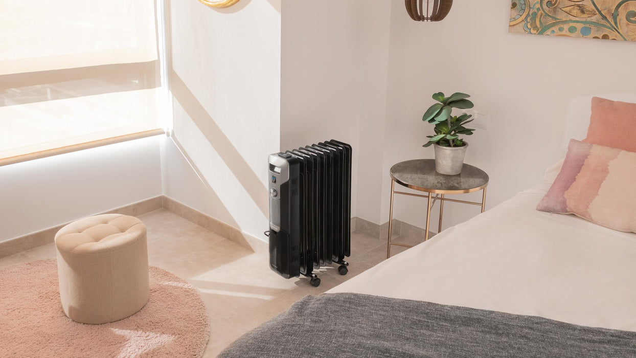 Radiator cu ulei Cecotec ReadyWarm 9000 Space Black, 2000 W, 9 elementi, pentru încăperi de 20 m², negru