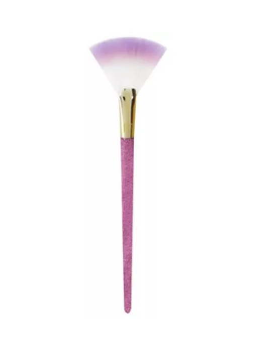 Pensulă pentru blush Real Techniques Crush, Nr. 304