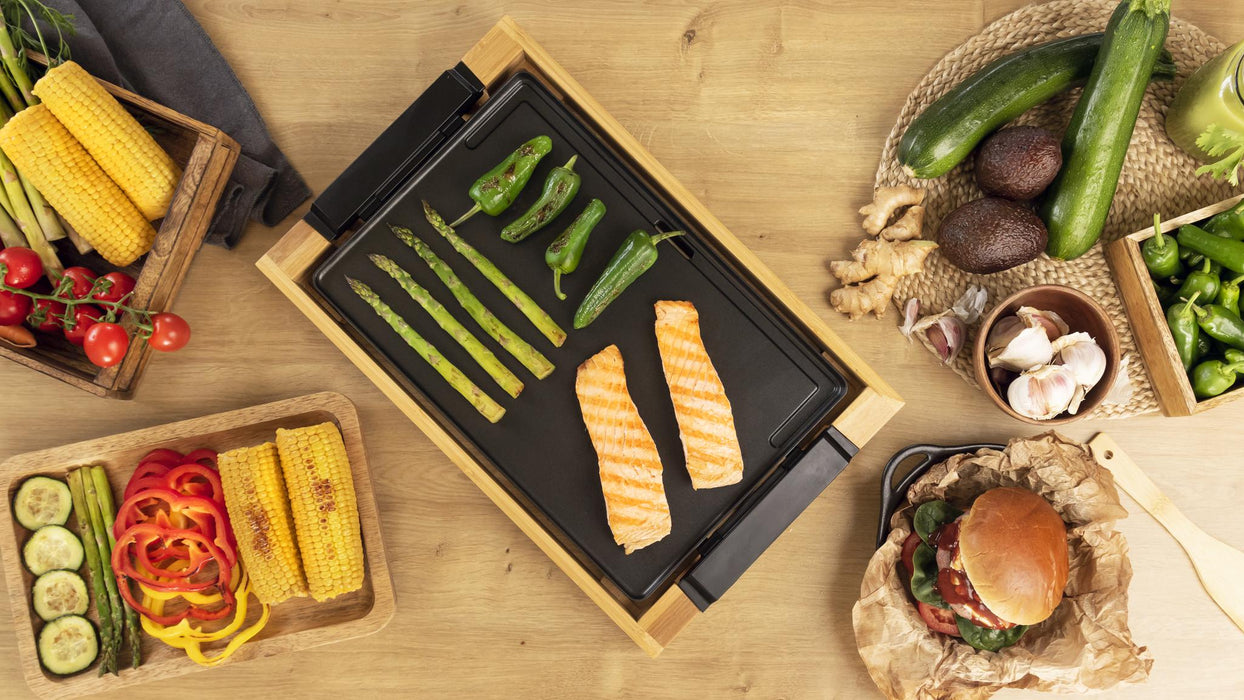 Grătar electric Cecotec Tasty&Grill 2000 Bamboo, 2000 W, 5 trepte, suprafață 37,5 × 24,5 cm, negru