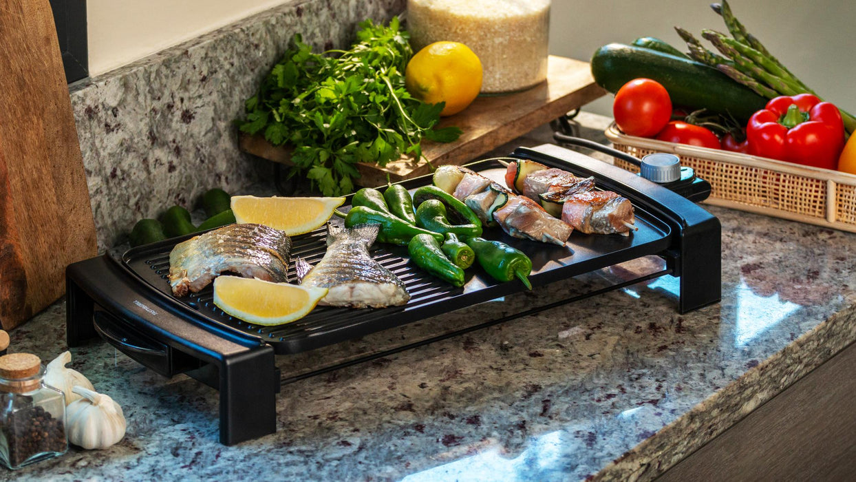 Grătar electric Cecotec Tasty&Grill 2500 BlackWater MixGrill, 2150 W, suprafață 45 × 25 cm, 25,5 × 63 × 9,5 cm