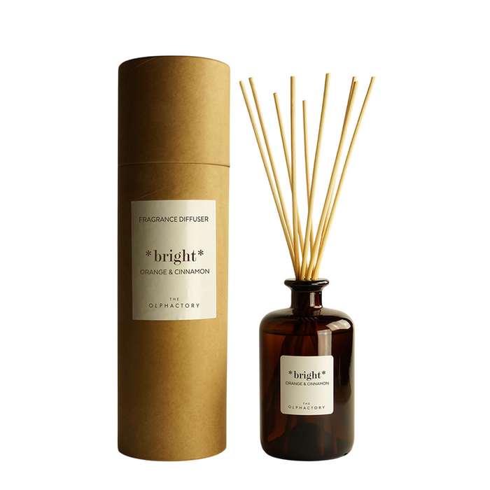 Difuzor de aromă cu bețișoare The Olphactory Bright Orange & Cinnamon, 500 ml