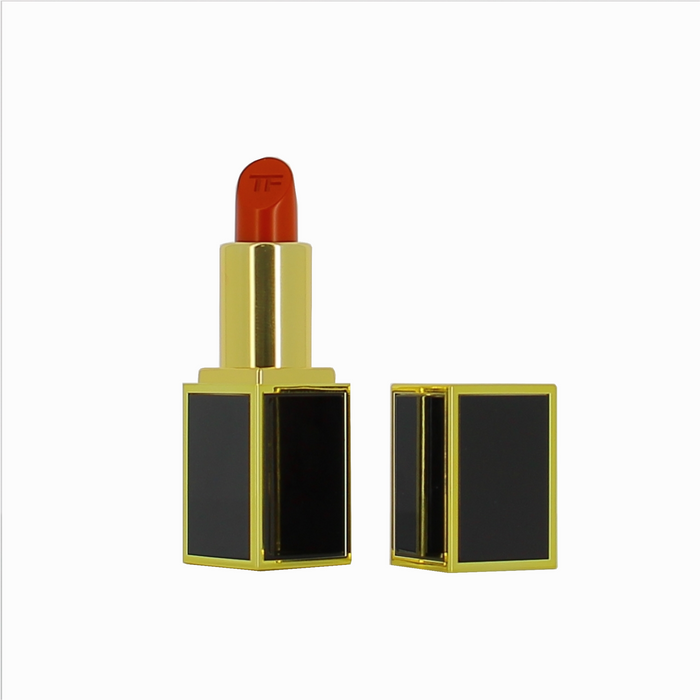 Ruj cremos Tom Ford Lips & Girls, finisaj strălucitor, 2 g