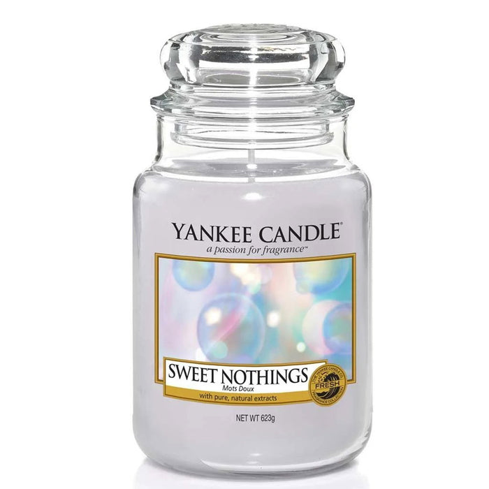 Lumânare parfumată Yankee Candle Sweet Nothings, 623 g